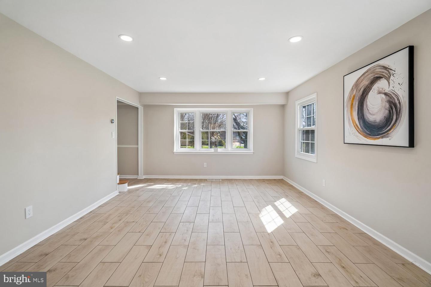 12200 Fleming Ln Property Photo 15