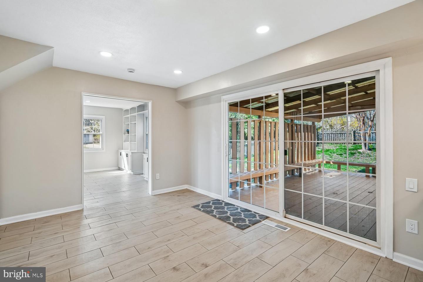 12200 Fleming Ln Property Photo 16