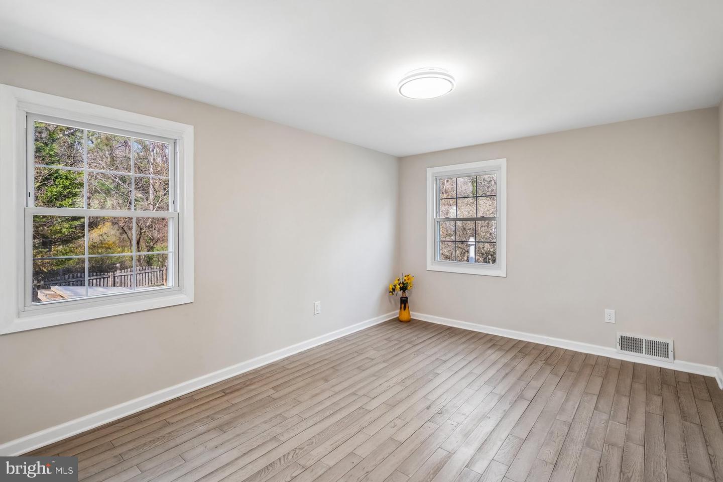 12200 Fleming Ln Property Photo 29