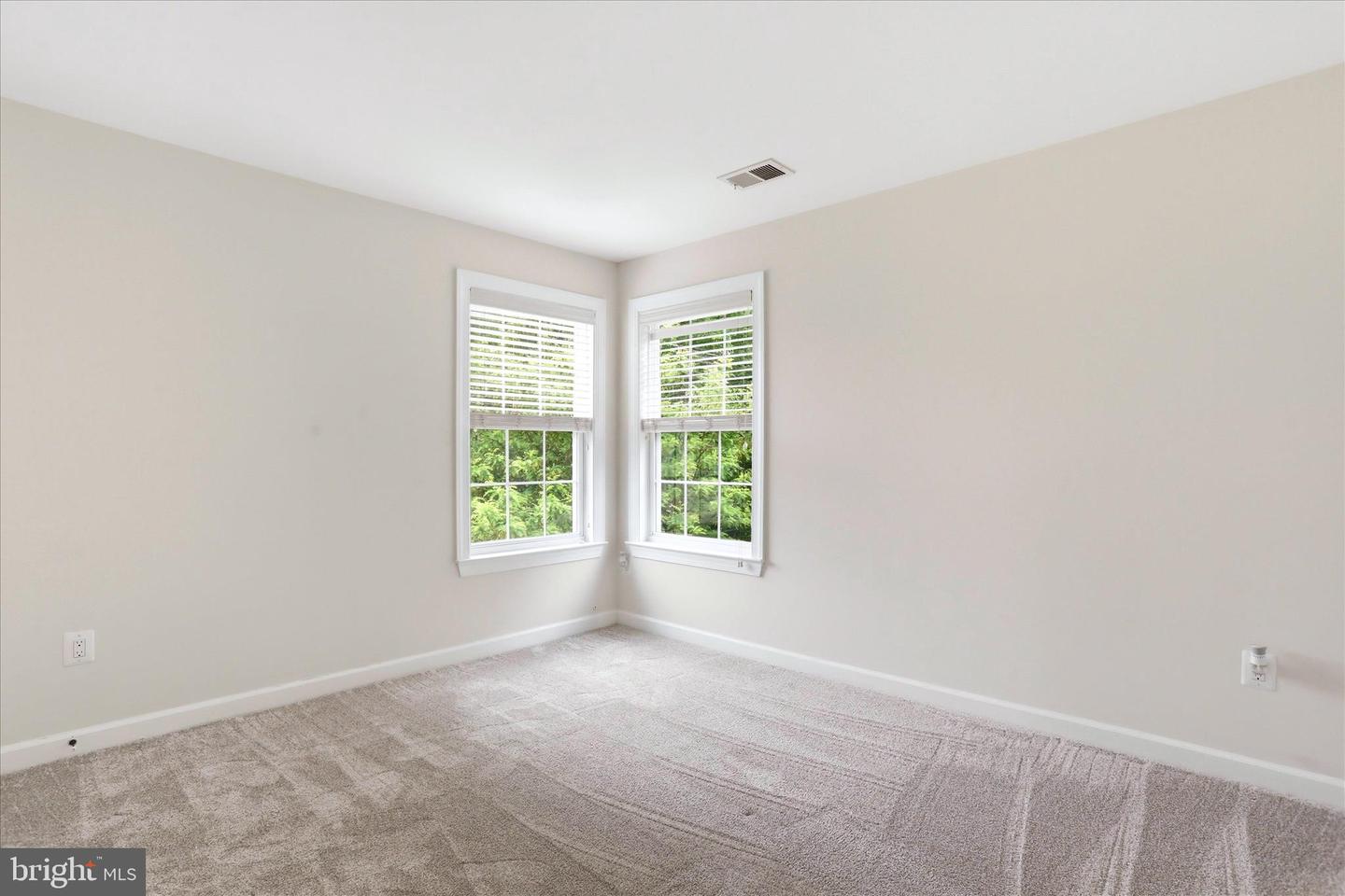 16603 Mannington Rd Property Photo 39