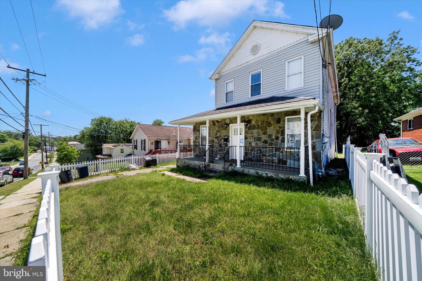 6211 Foote St Property Photo 5