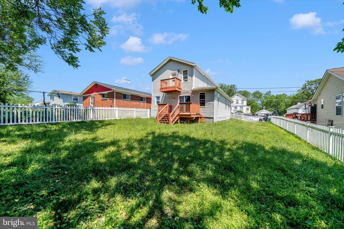 6211 Foote St Property Photo 14