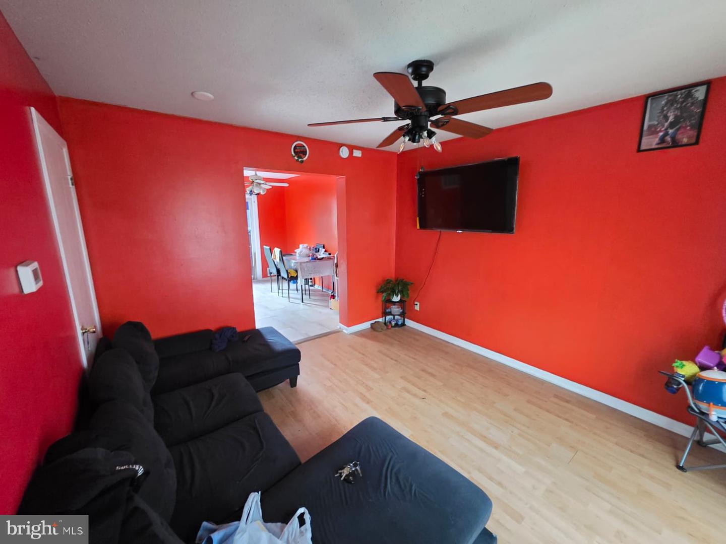 6714 Hawthorne St Property Photo 9