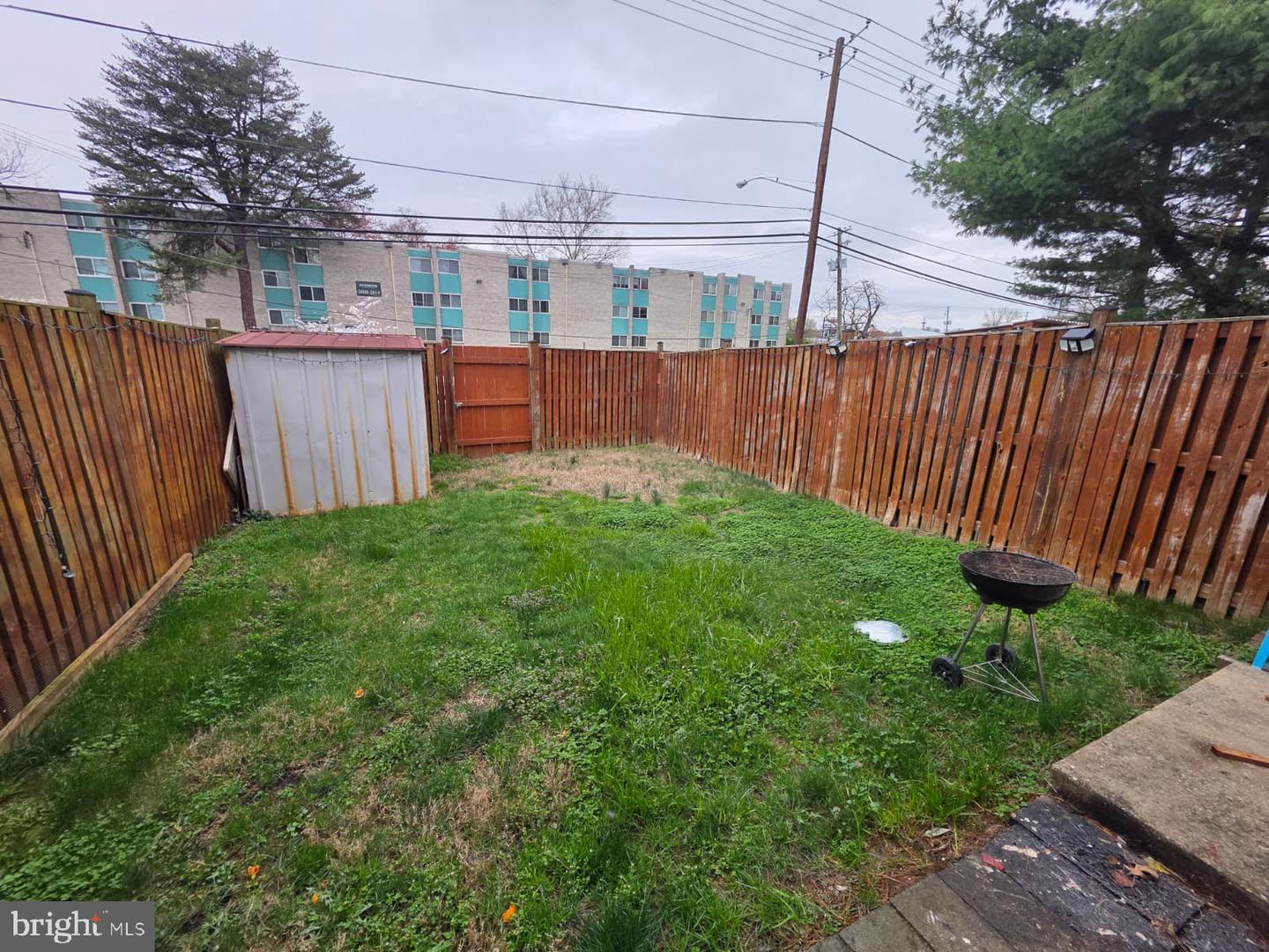 6714 Hawthorne St Property Photo 15