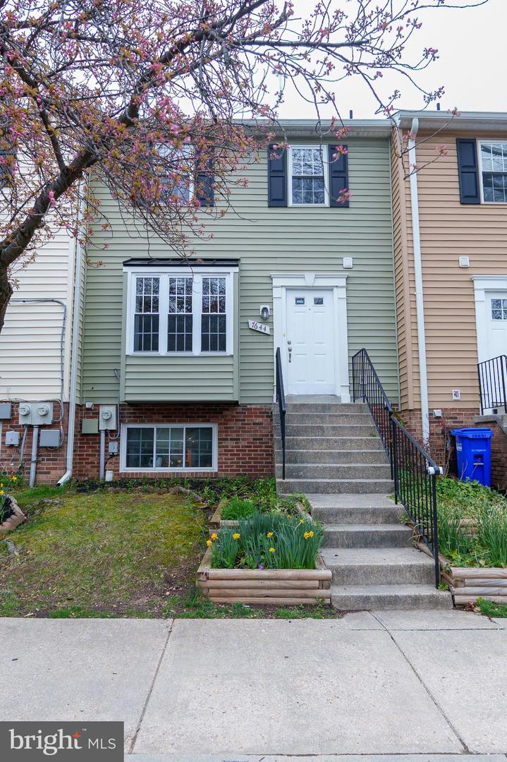 7644 S Arbory Ln #318 Property Photo 1