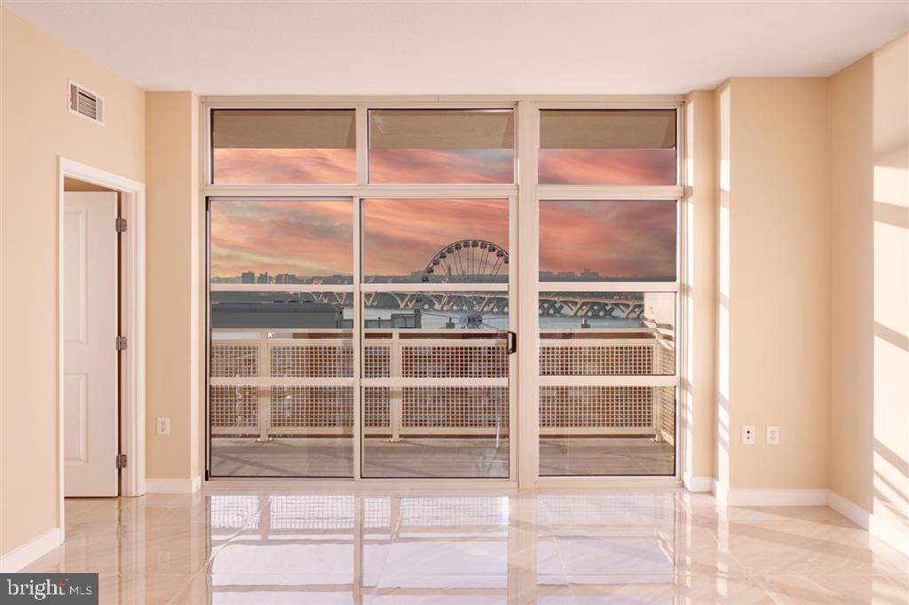 157 Fleet St #1011 Property Photo 2