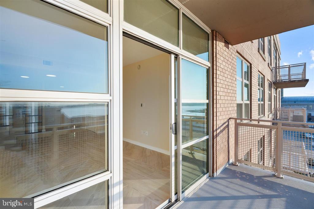 157 Fleet St #1011 Property Photo 11