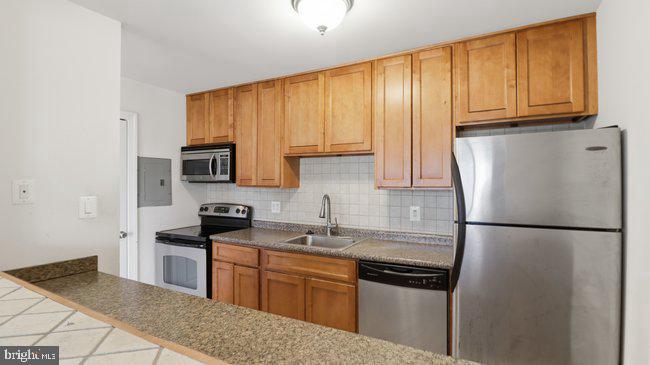 6307 Hil Mar Dr #7 Property Photo 10