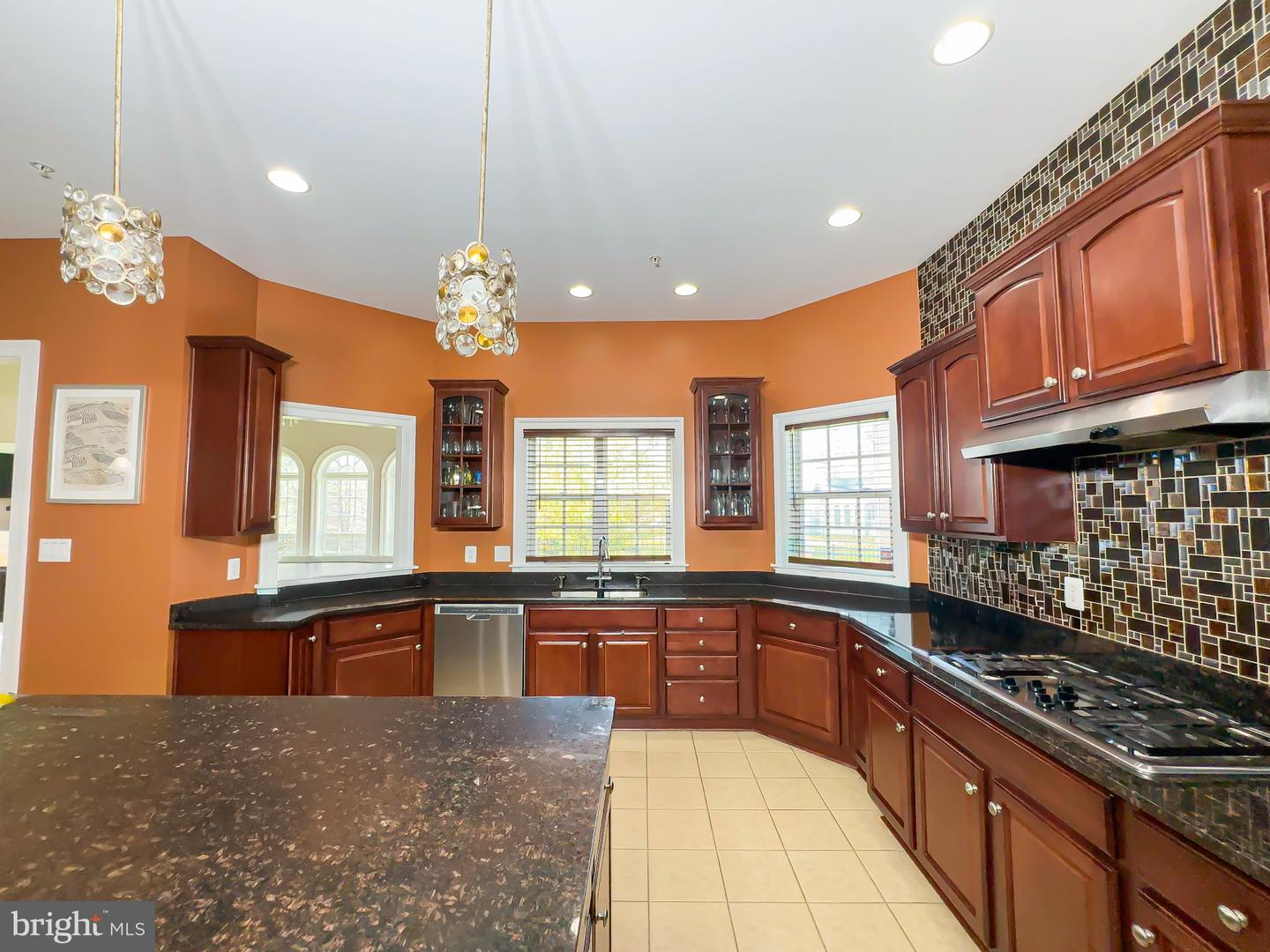 6609 Chatham Park Dr Property Photo 6