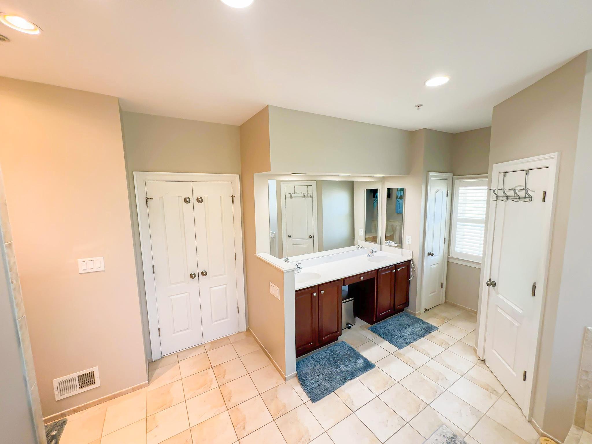 6609 Chatham Park Dr Property Photo 26