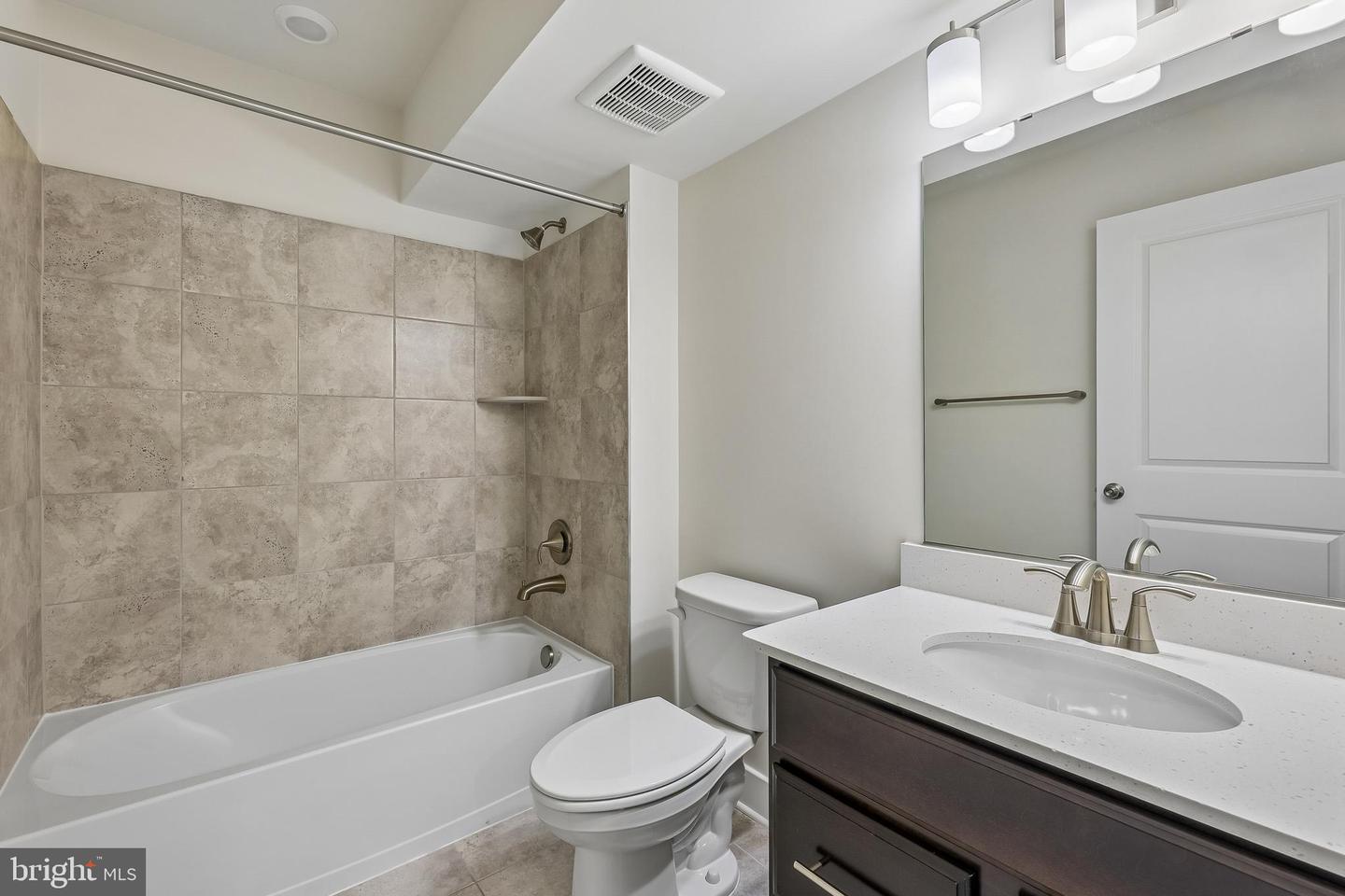 16617 Aruba Dr Property Photo 6