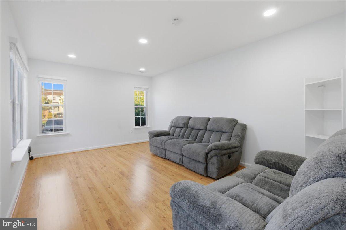 19 Barberry Ct #39-4 Property Photo 4