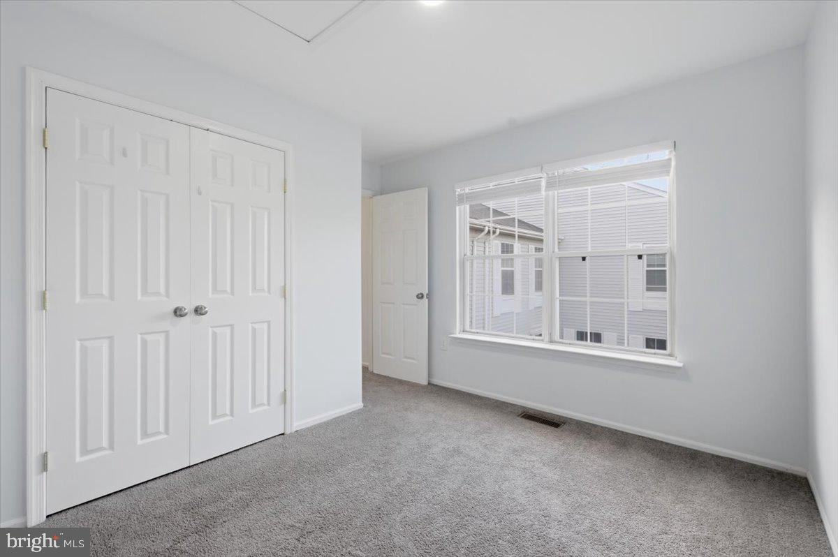 19 Barberry Ct #39-4 Property Photo 7