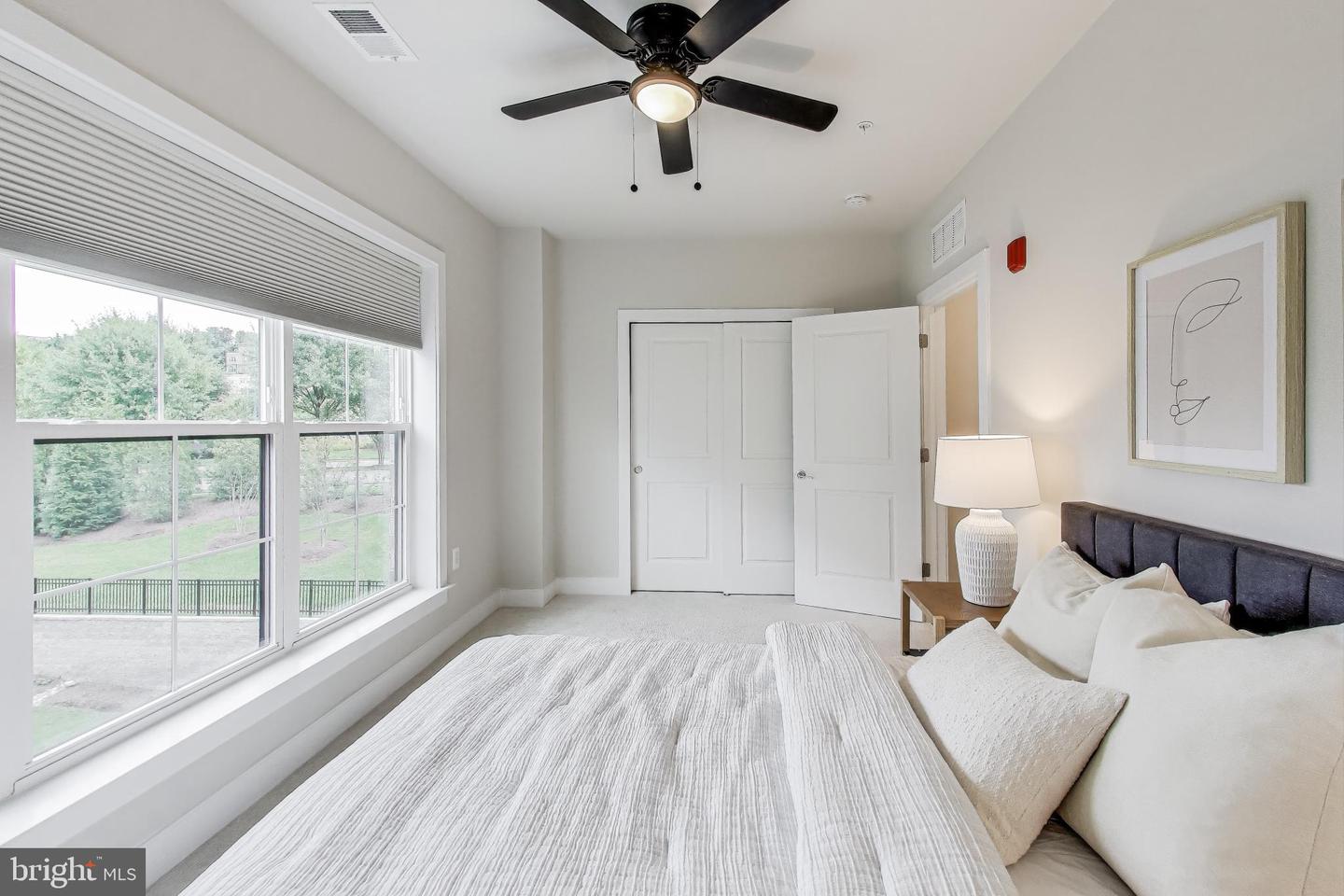 104 Saint Ives Pl #202 Property Photo 34