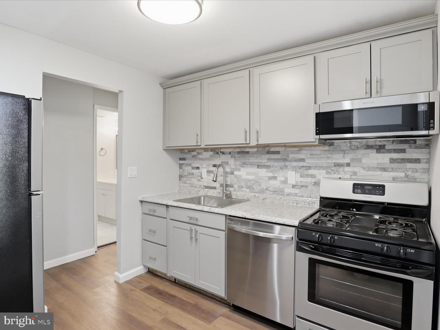 3302 Huntley Square Dr #t2 Property Photo 1