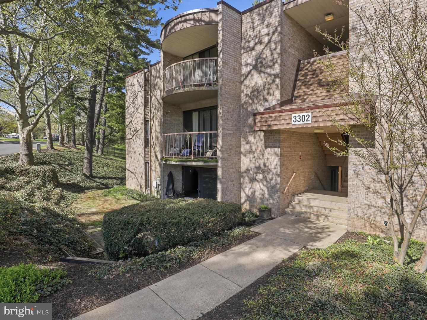 3302 Huntley Square Dr #t2 Property Photo 3