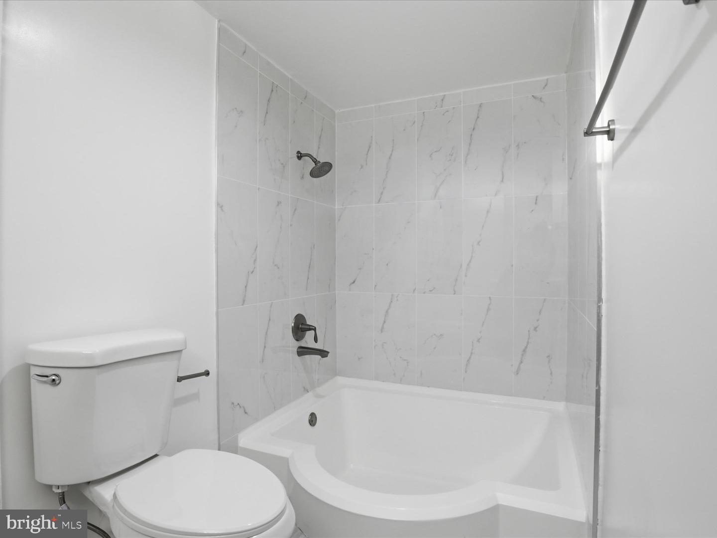 3302 Huntley Square Dr #t2 Property Photo 13