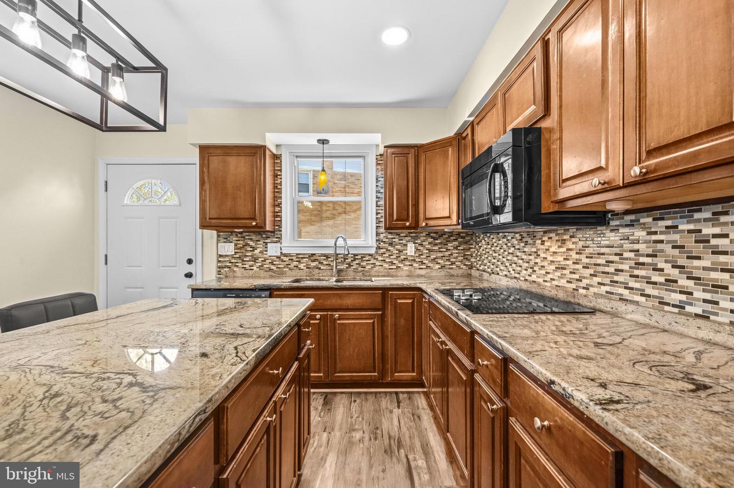 6304 Westridge Ct Property Photo 17