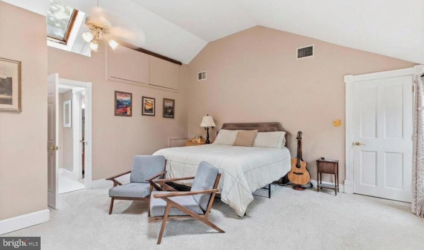 1105 Montgomery St Property Photo 15