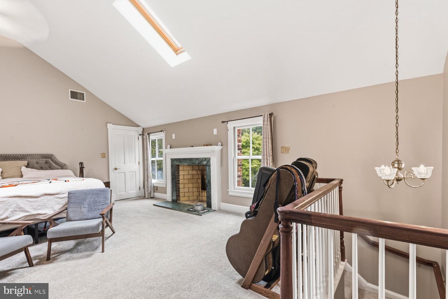 1105 Montgomery St Property Photo 16