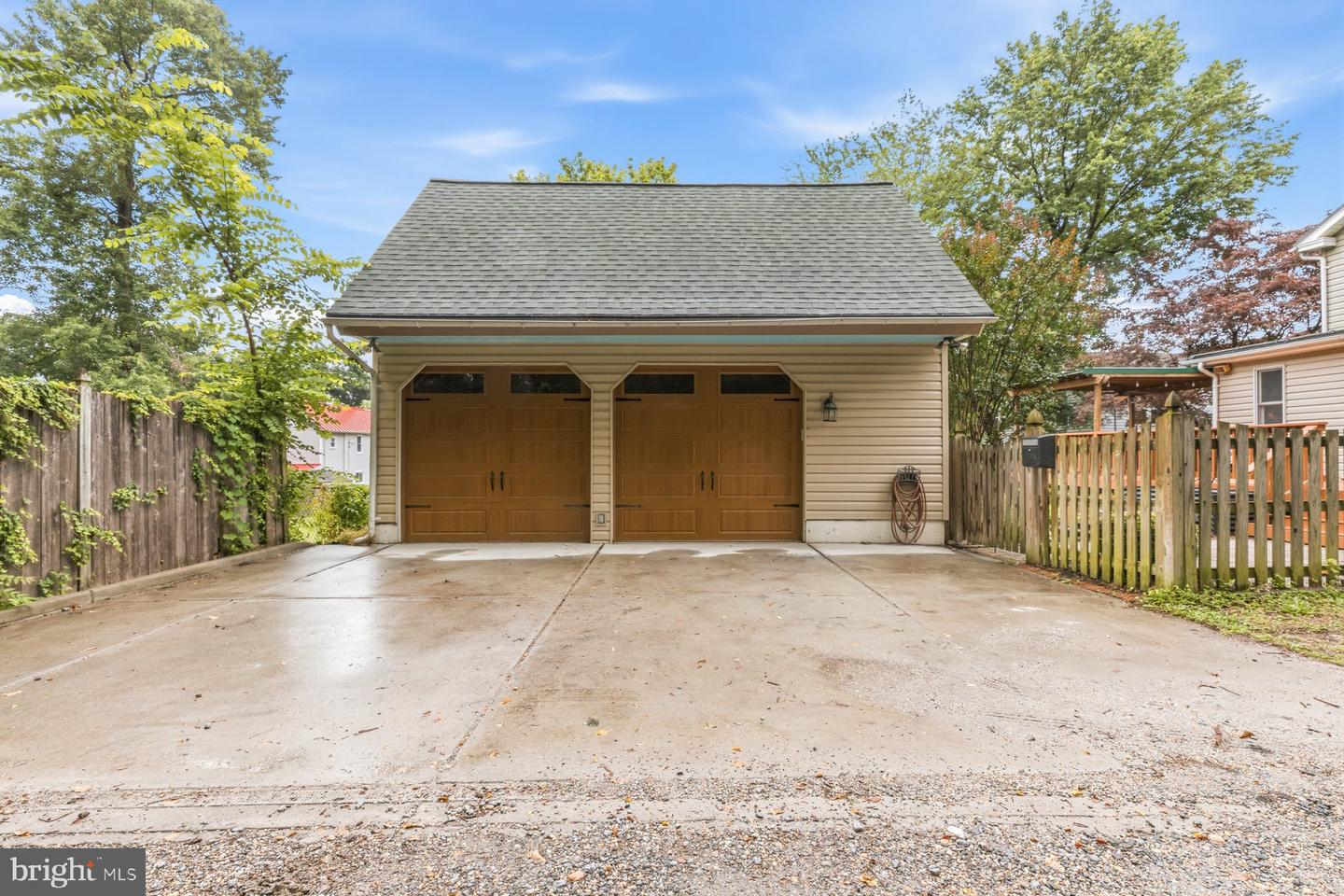 1105 Montgomery St Property Photo 31