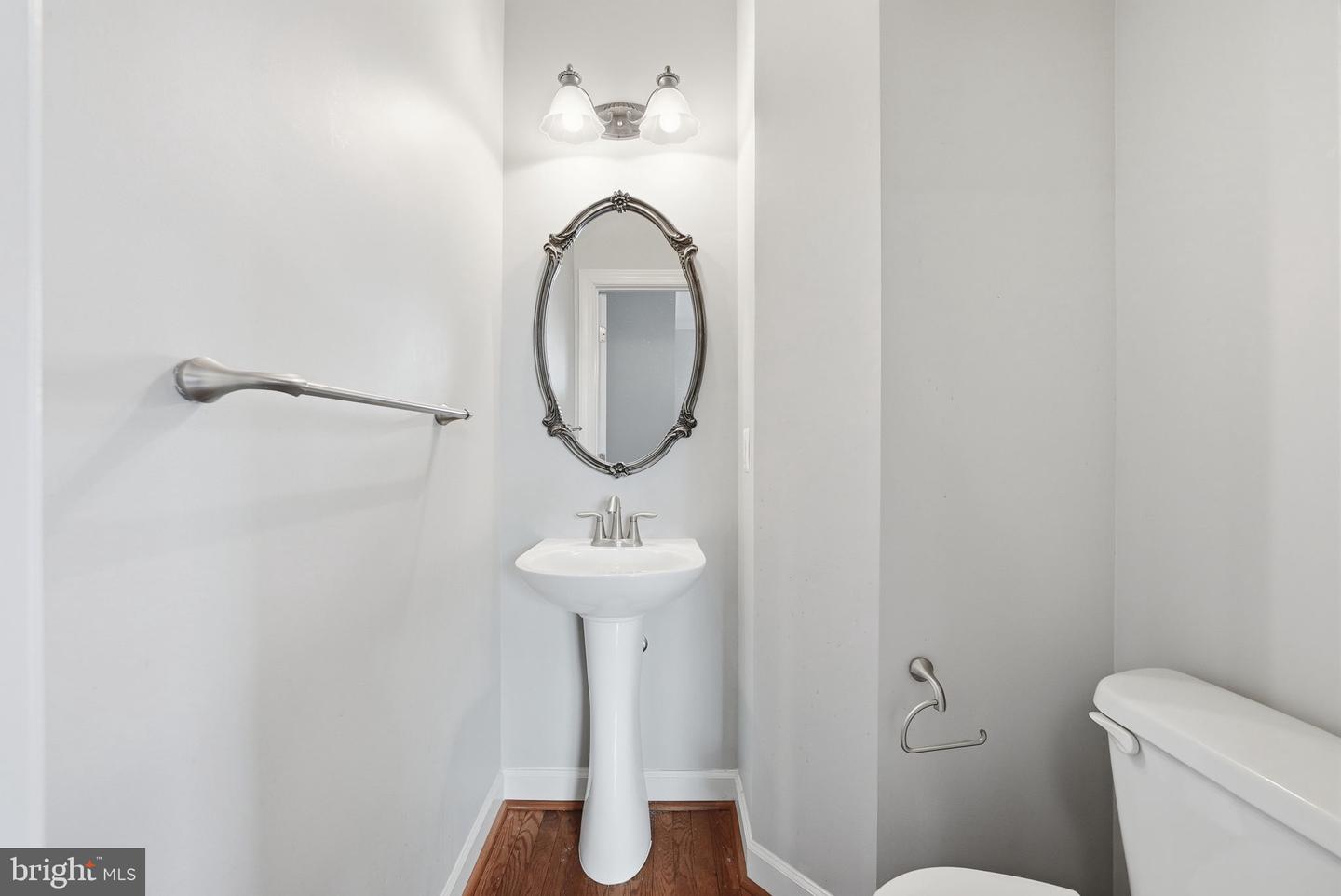 14614 Hawley Ln Property Photo 16
