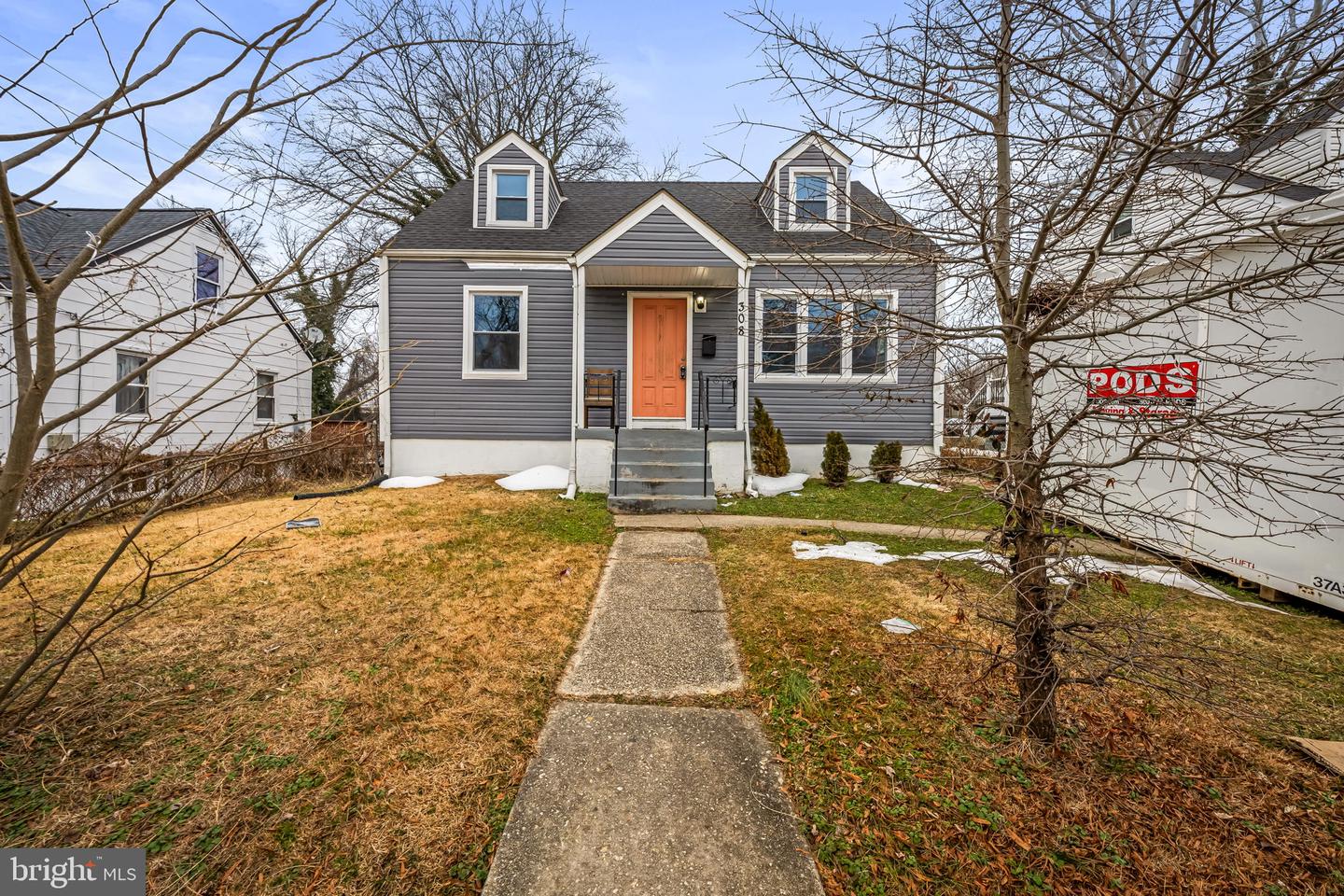 308 ZELMA AVE Property Photo 1