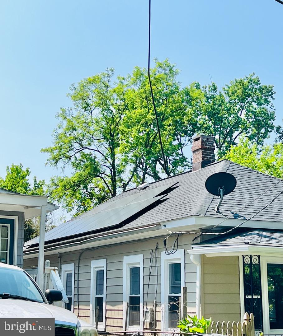5709 Dade St Property Photo 5