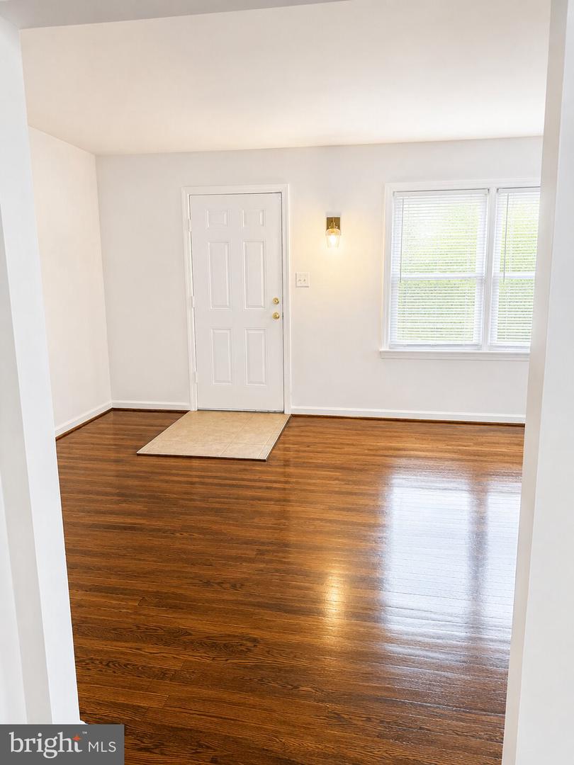 1120 Carrington Ave Property Photo 2