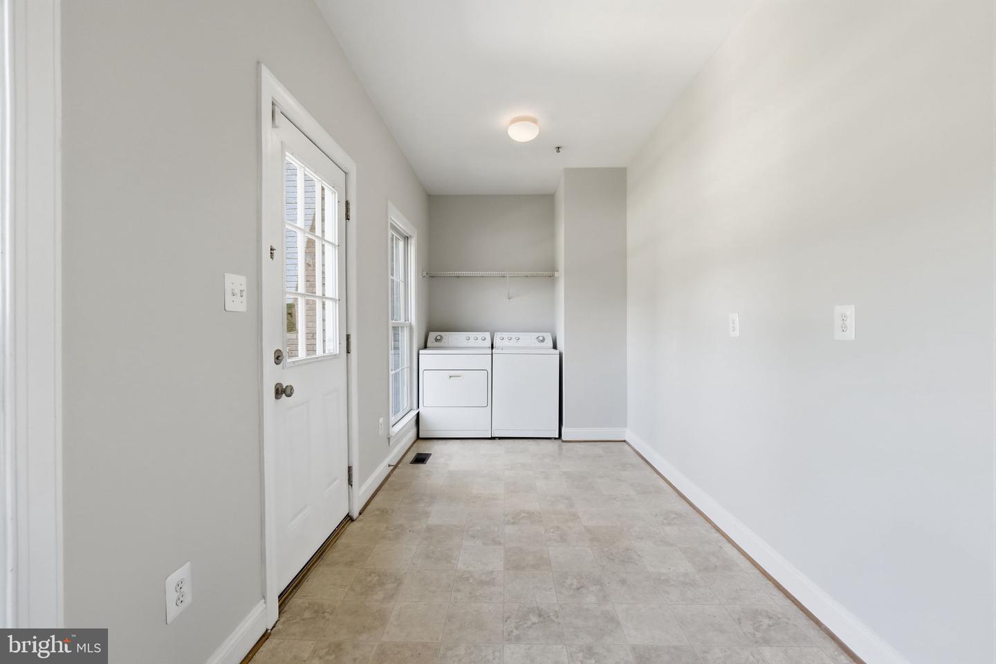 1801 Southwood Ct Property Photo 33