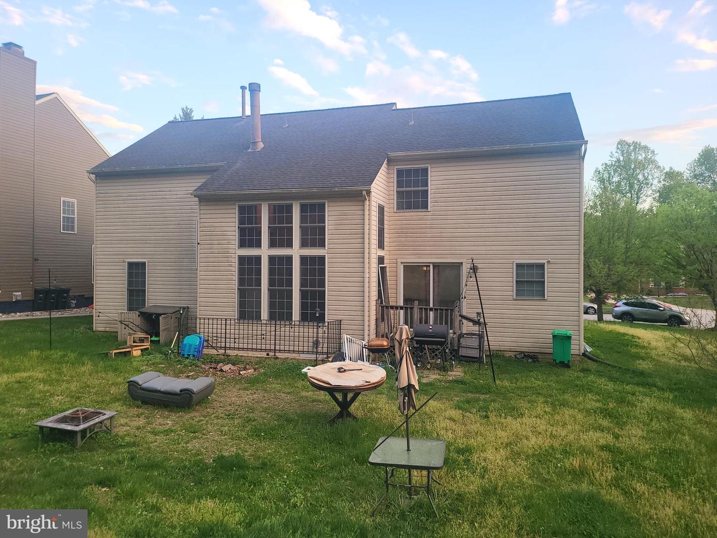 10704 Wynfield Ct Property Photo 3