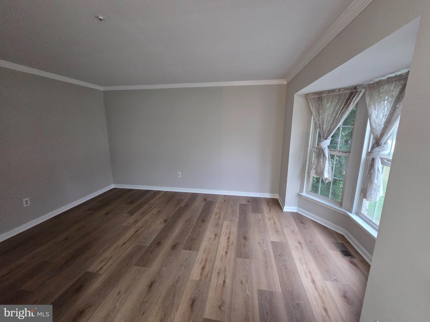 10704 Wynfield Ct Property Photo 5