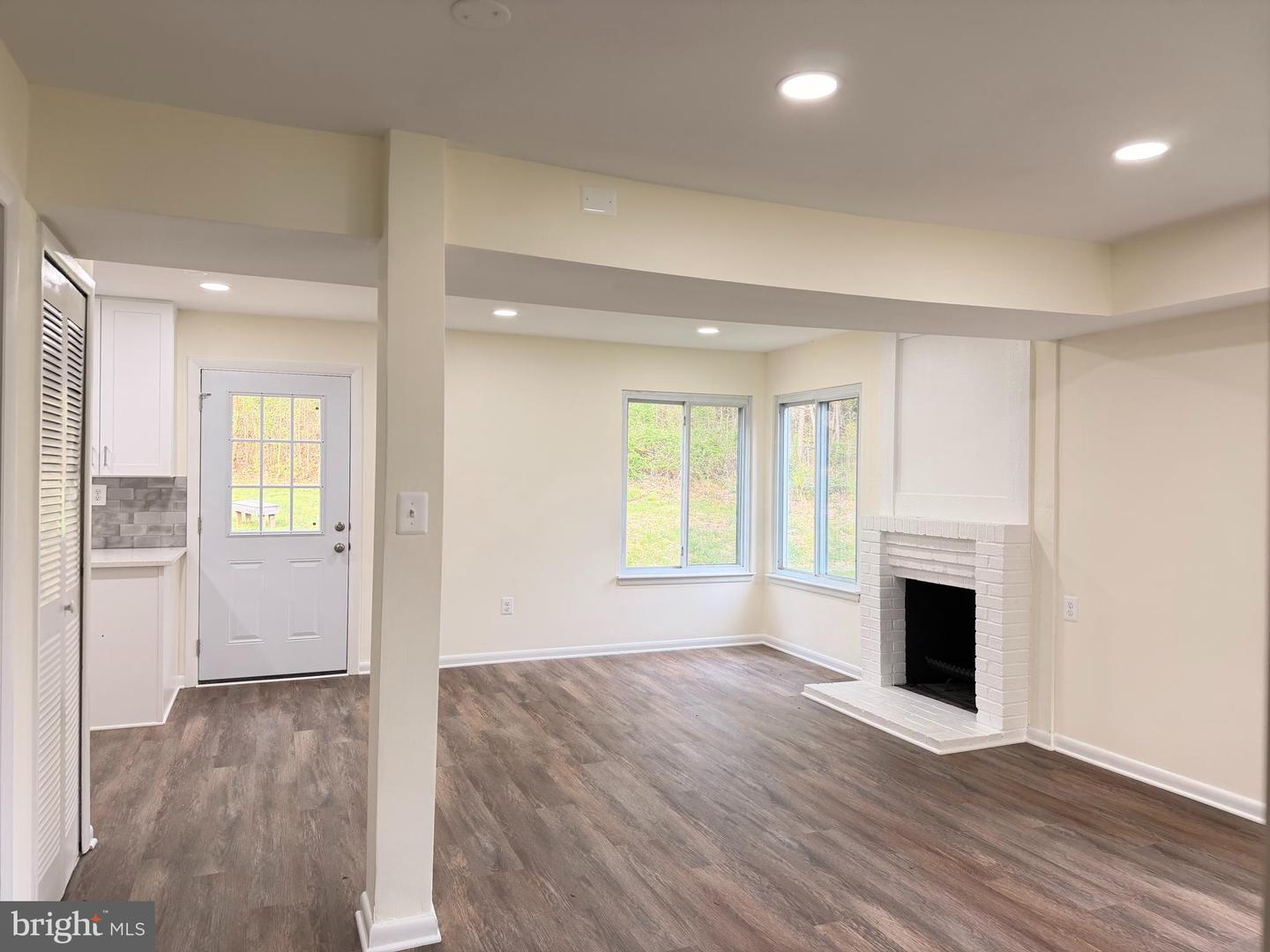 10607 Woodlawn Blvd Property Photo 4