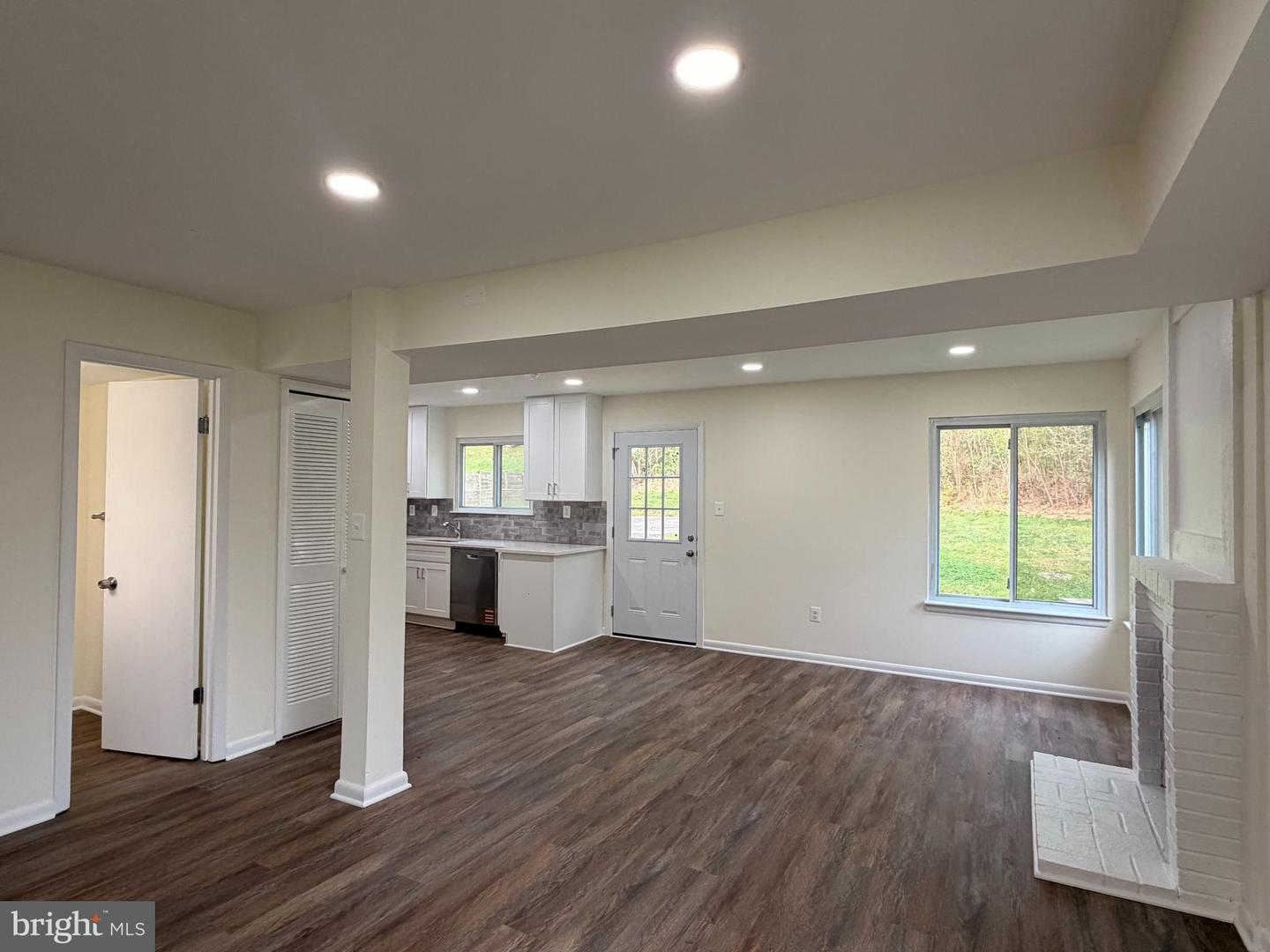 10607 Woodlawn Blvd Property Photo 5