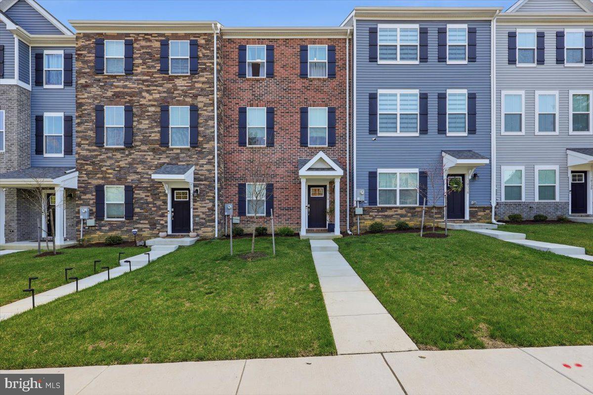 10316 Serenade Ct Property Photo 1