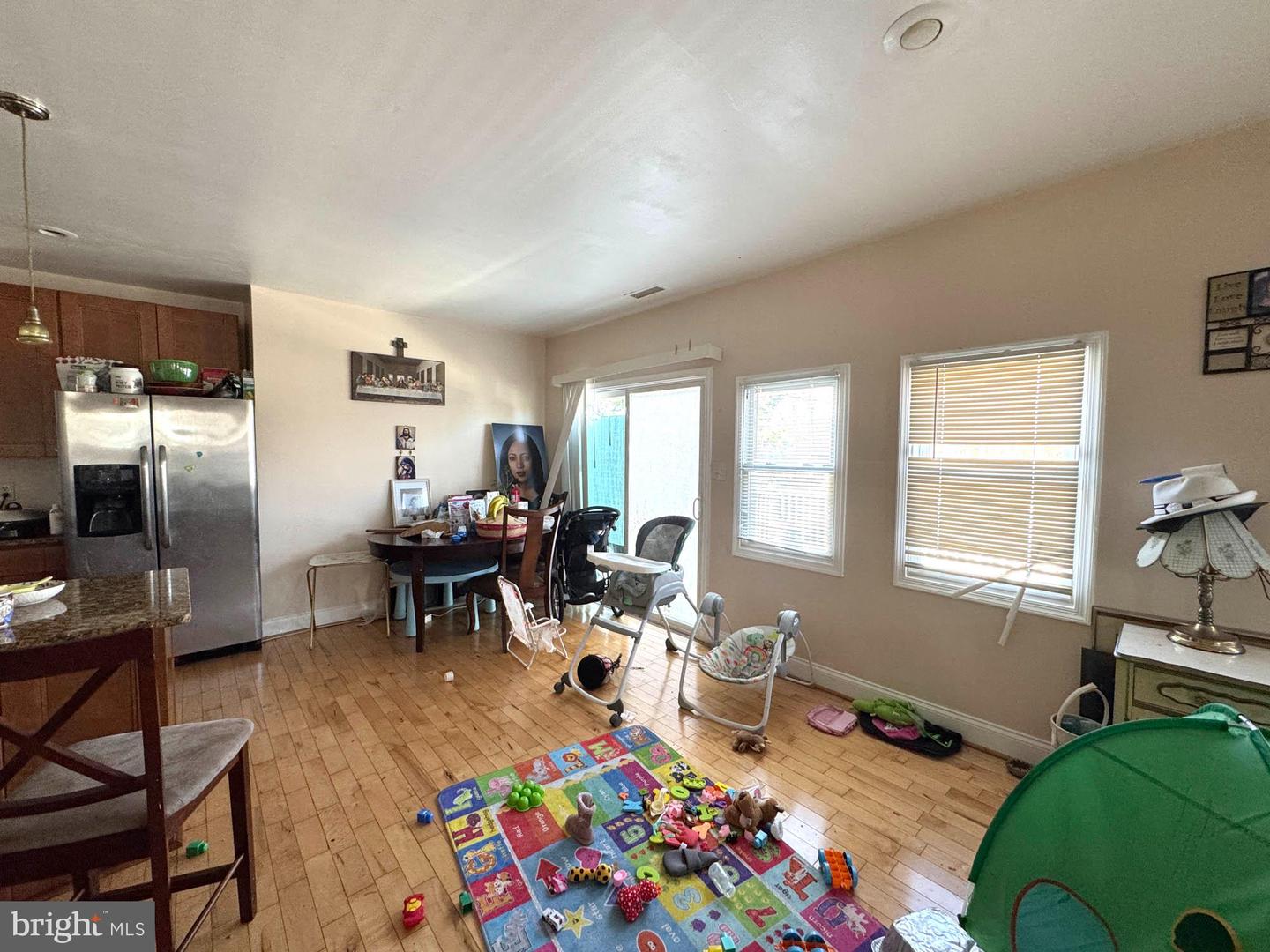 6528 Jodie St Property Photo 5