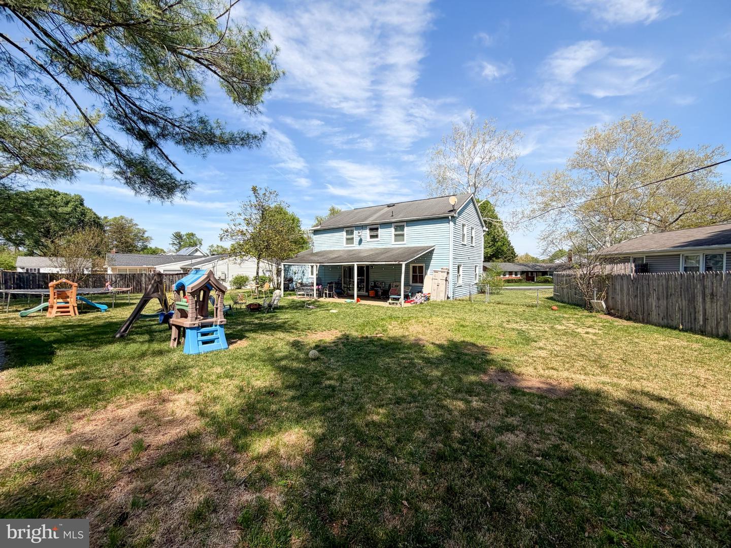 4717 Ramsgate Ln Property Photo 2
