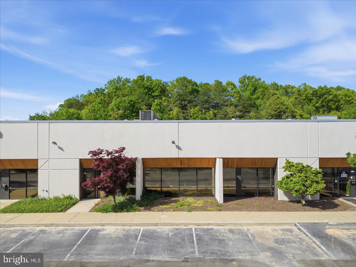 3309-3311 Hubbard Rd #4 & 5 Property Photo 3