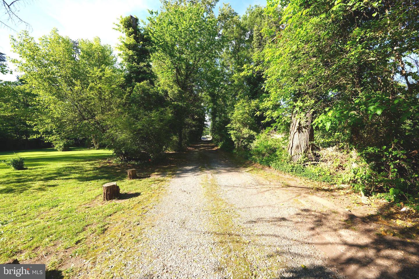 Greenbelt Rd Property Photo 11