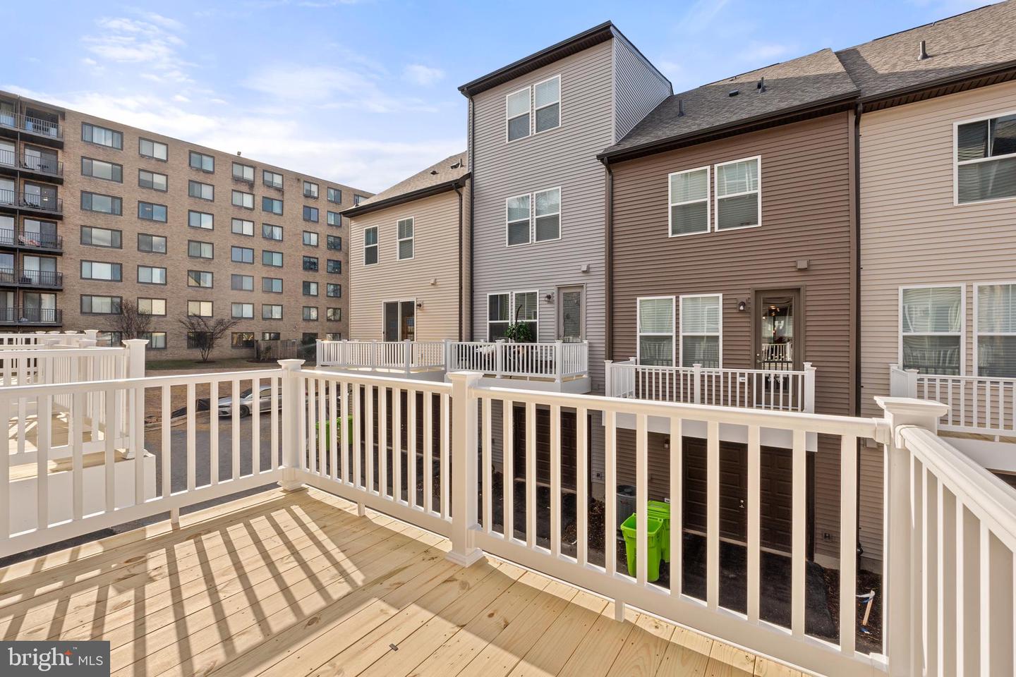 6045 Soho Way Property Photo 12