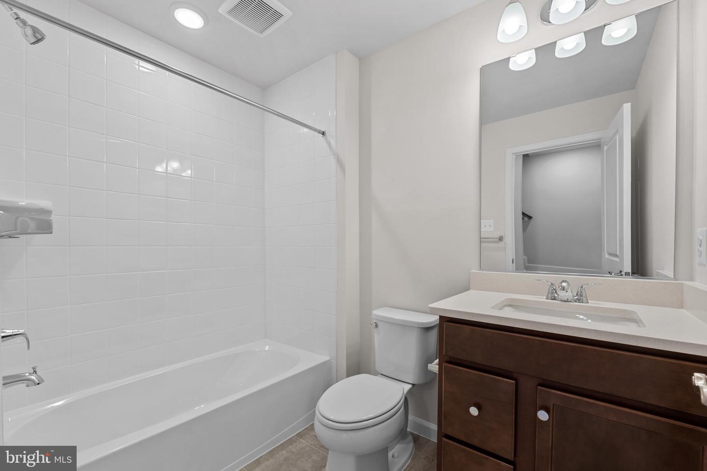 6045 Soho Way Property Photo 21