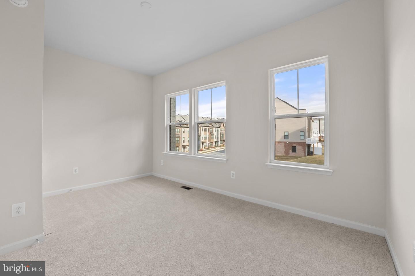 6045 Soho Way Property Photo 22