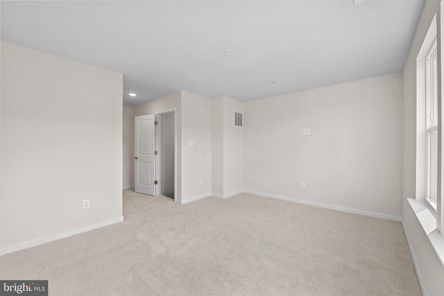 6045 Soho Way Property Photo 24