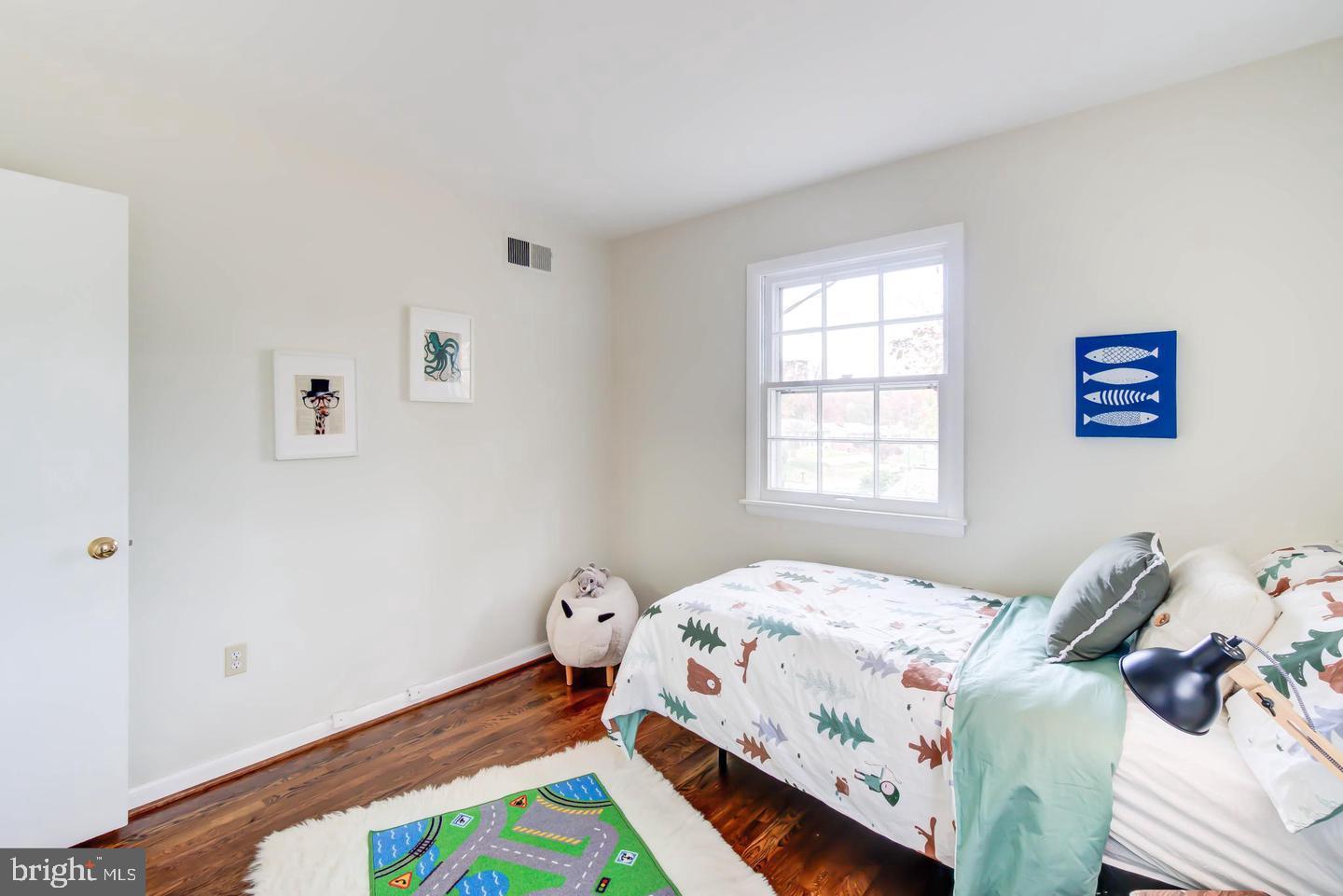 11207 Emack Rd Property Photo 22