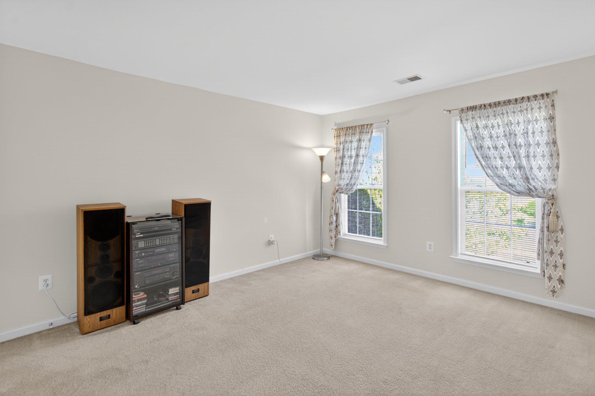 14305 Lightfoot St Property Photo 53