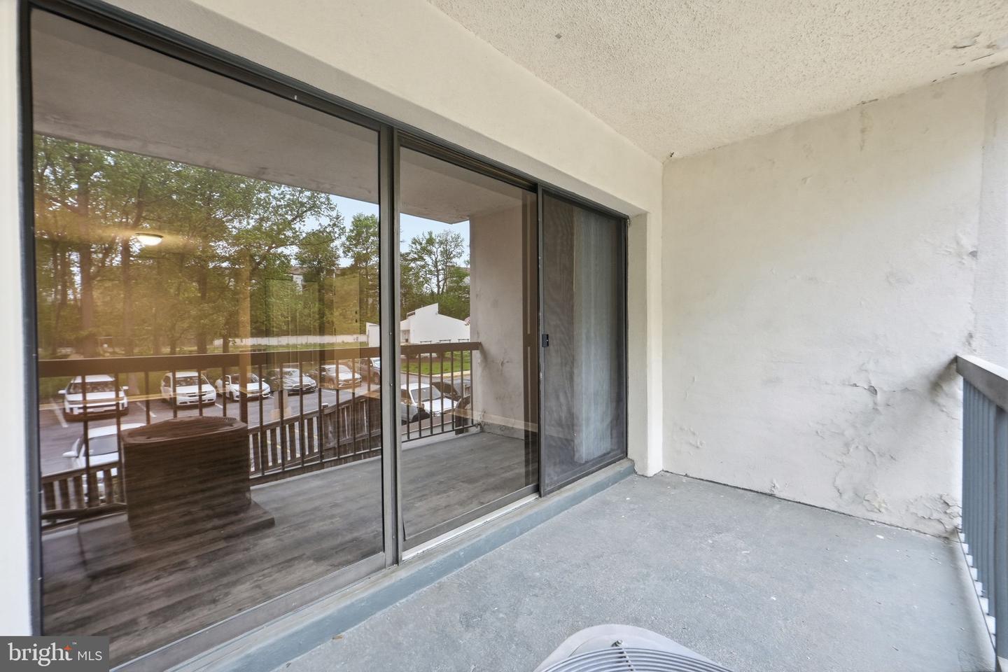 10114 Campus Way S #201-8c Property Photo 10
