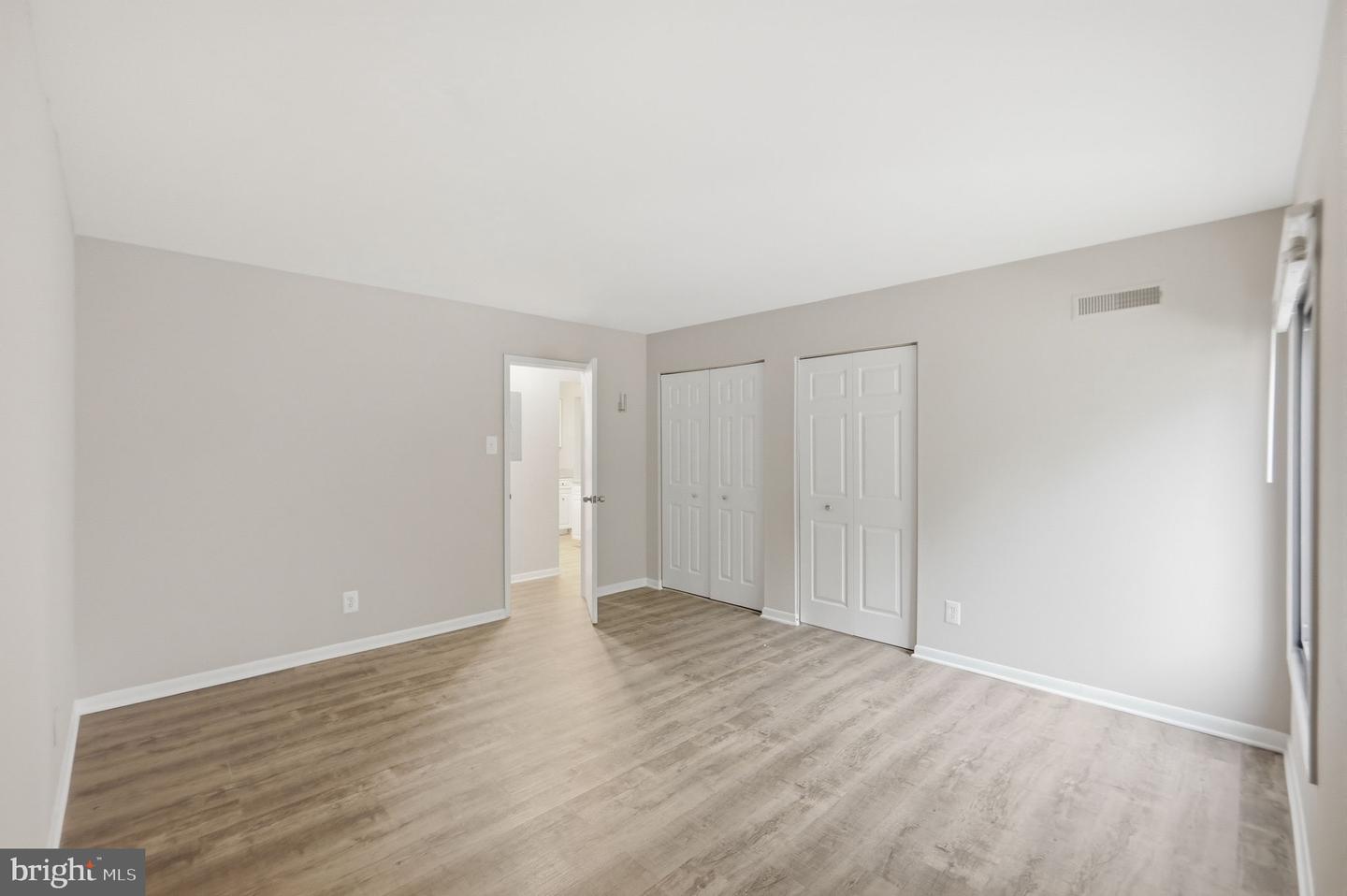 10114 Campus Way S #201-8c Property Photo 18