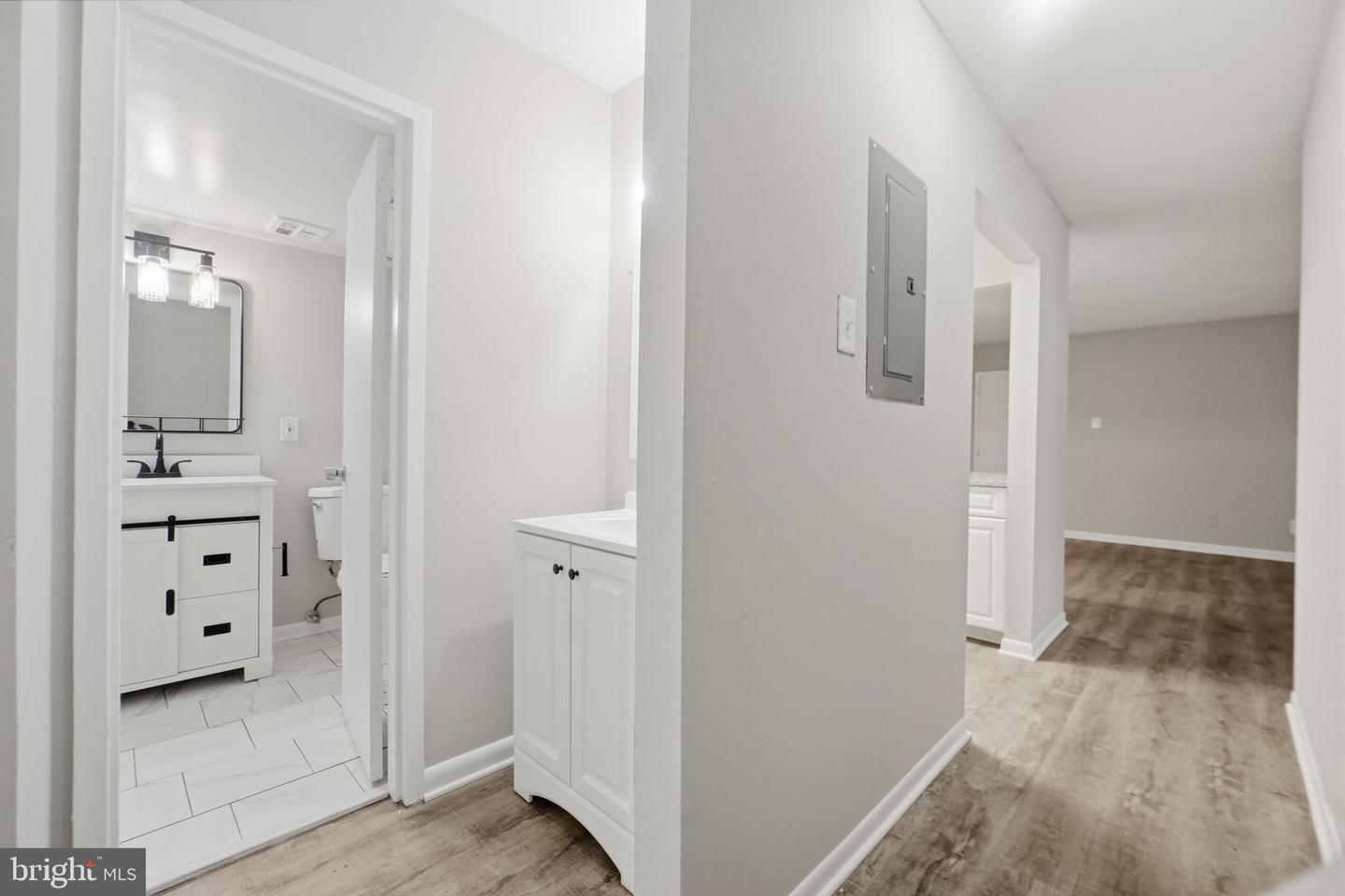 10114 Campus Way S #201-8c Property Photo 21