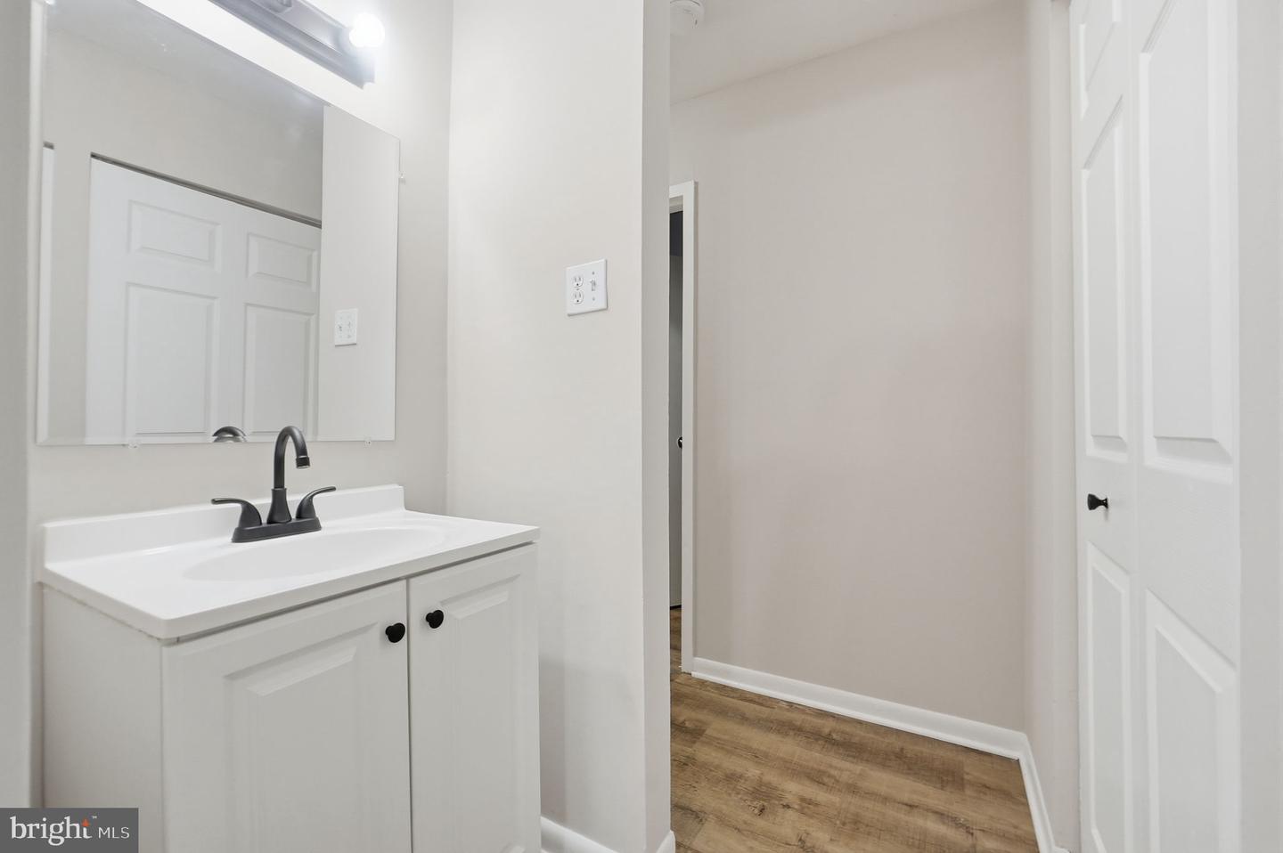 10114 Campus Way S #201-8c Property Photo 22