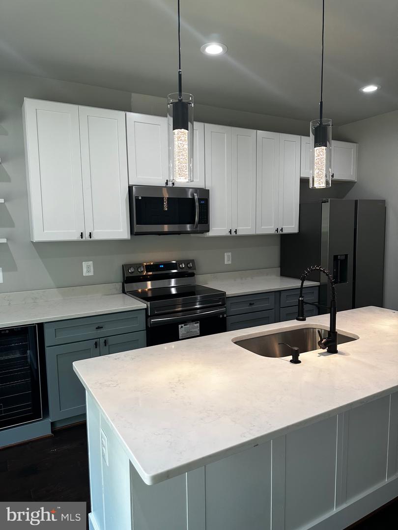 4 Akin Ave Property Photo 15